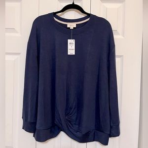 NWT Style & Co, size 1x, Twist hem detail